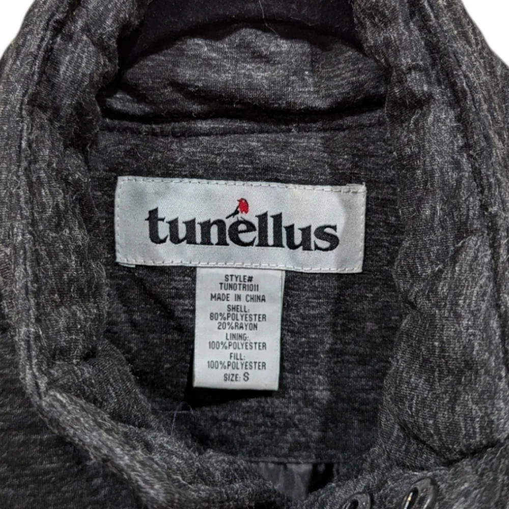 Tunellus Insulated Quilted Multi Flap Pocketed Utility Vest (S)